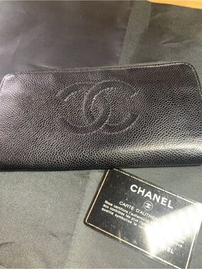 CHANEL Black Pebbled Leather Zip Wallet with Gold Pull